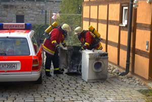 Einsatz in Neustadt: Ein Trockner bzw. eine Waschmaschine sind in Brand geraten