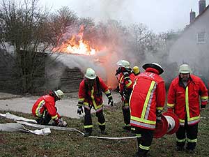 Brand einer Hütte an den Weinbergen; Foto:Schmidt