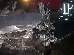 Schwerer Verkehrsunfall auf der B8;Foto:KBI R. Neumeister