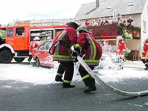 Schauübung - 125 Jahre Freiwillige Feuerwehr Unternesselbach