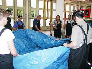 Übung Hauptwehr am 13.08.2004
Auf dem Bild ist ein Teil des ersten Zuges zu sehen;Foto:Schmidt